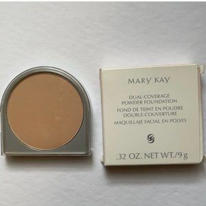 Mary Kay Beige 304 Dual Coverage Foundation. NIB.